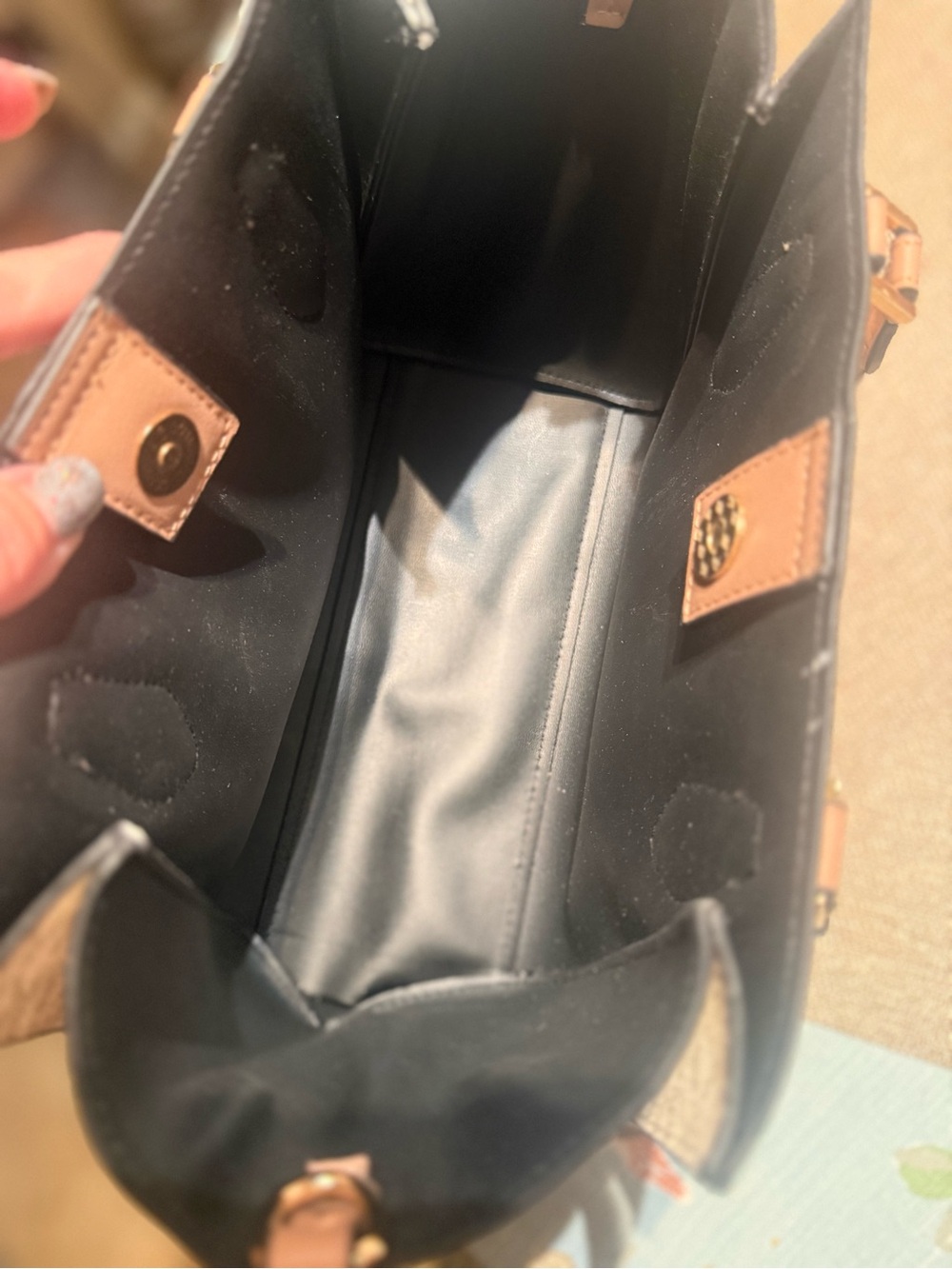 NWT Michael Kors Jet Set Charm Signature MK Tote Off White Pink Handbag-No Strap - Picture 3 of 3